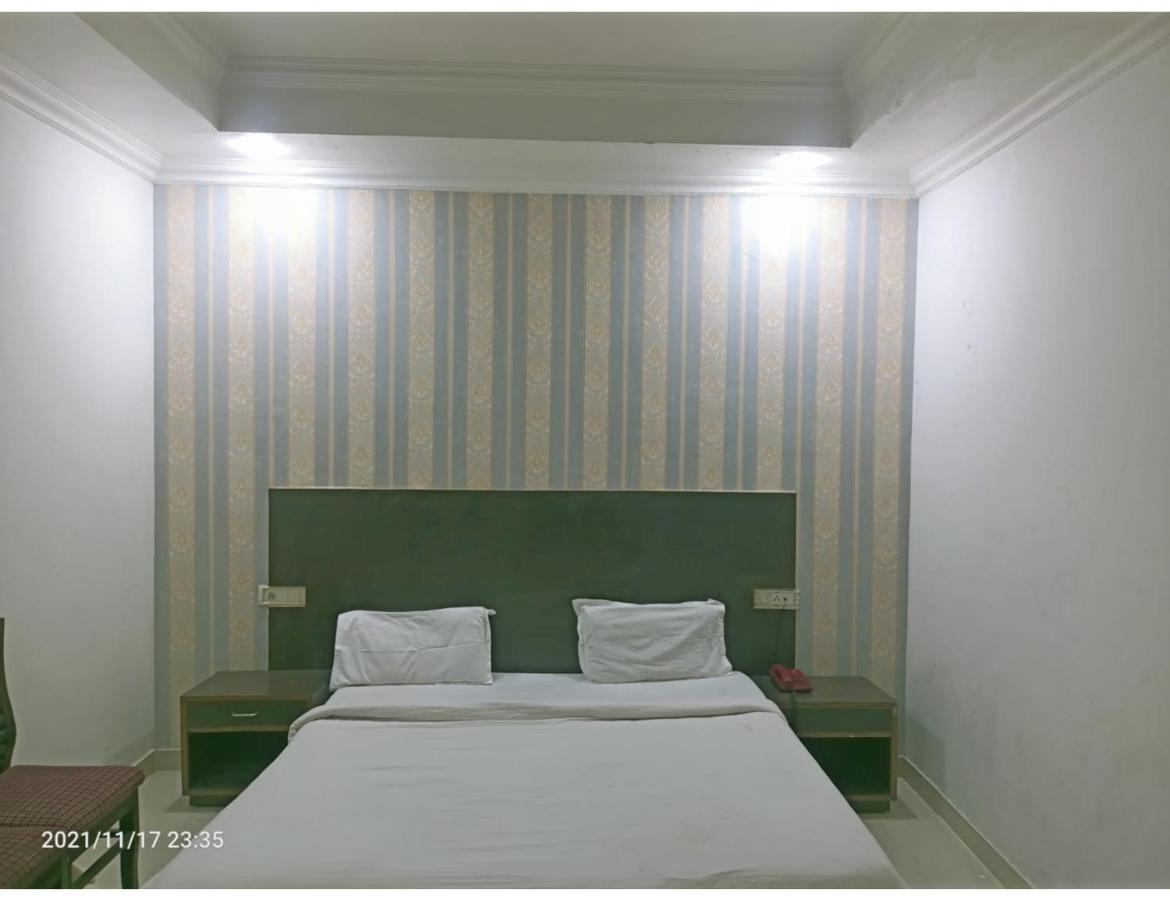 Hotel Kishore International, อัมริตสา ภายนอก รูปภาพ