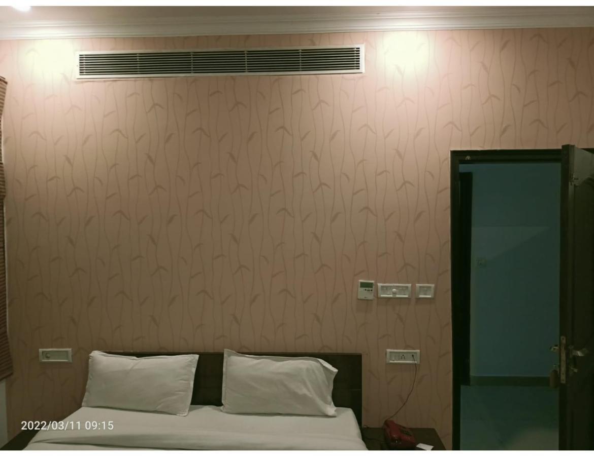 Hotel Kishore International, อัมริตสา ภายนอก รูปภาพ